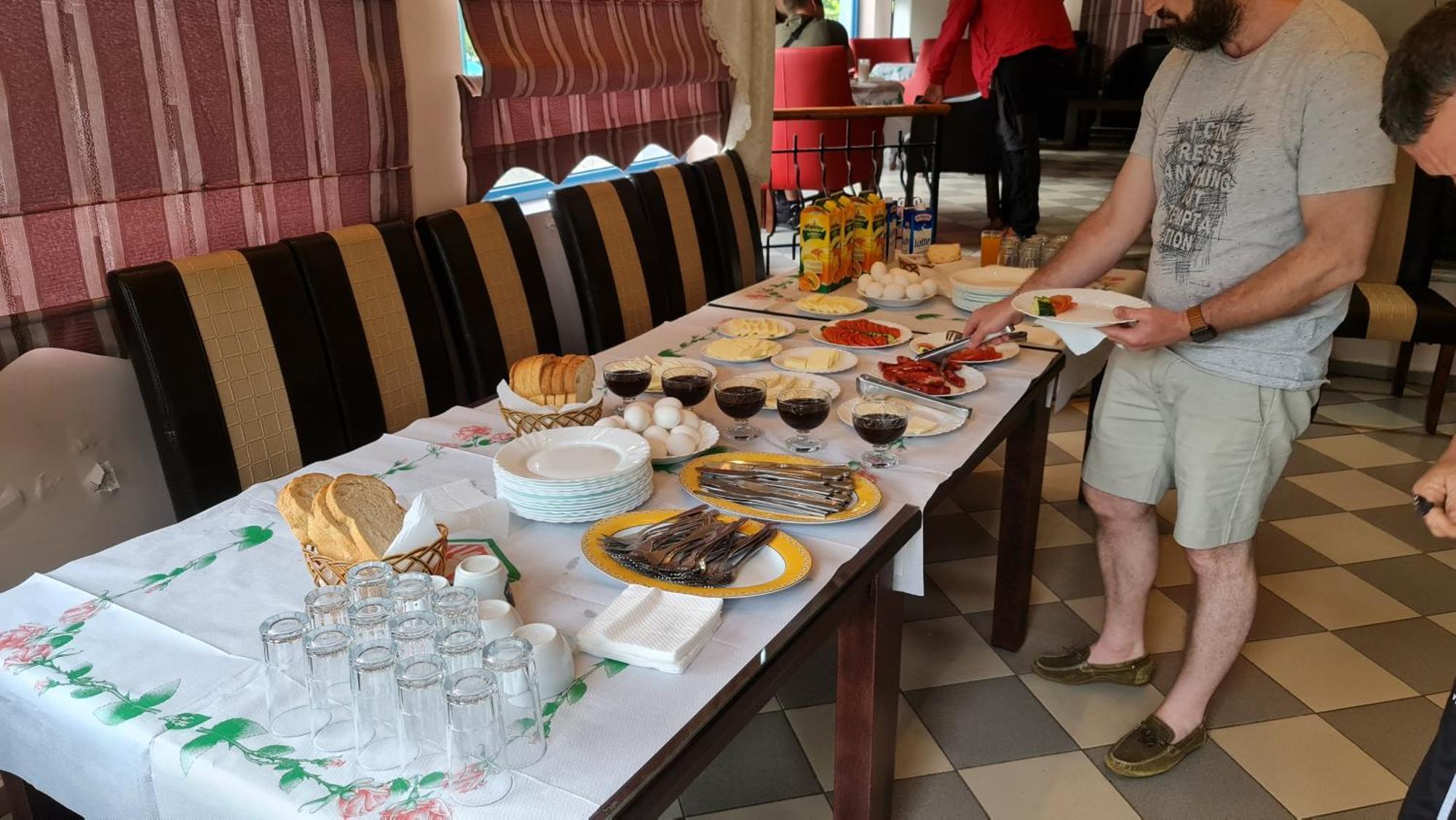 Hotel Parku I Palmave Gjirokastra Zewnętrze zdjęcie