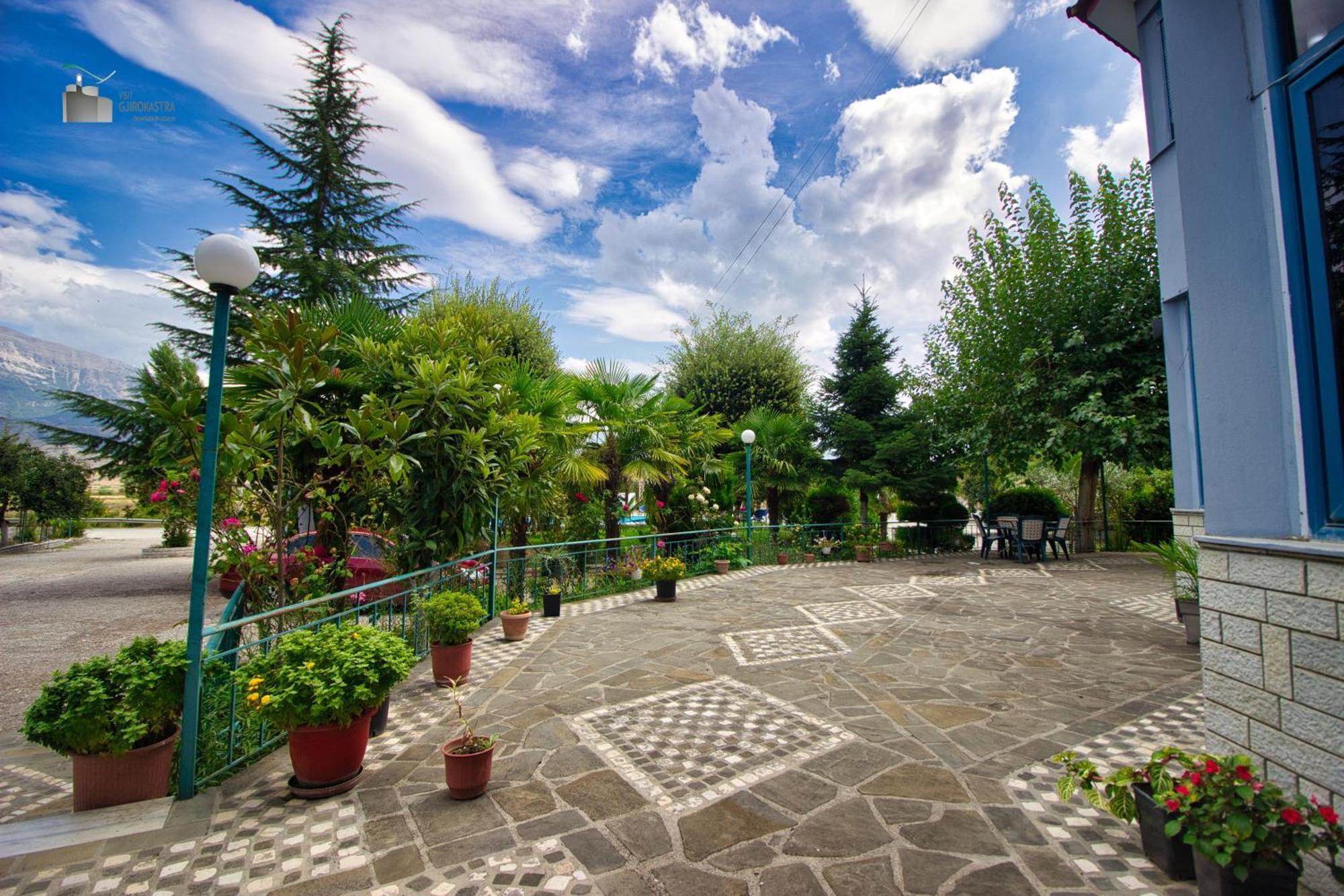 Hotel Parku I Palmave Gjirokastra Zewnętrze zdjęcie